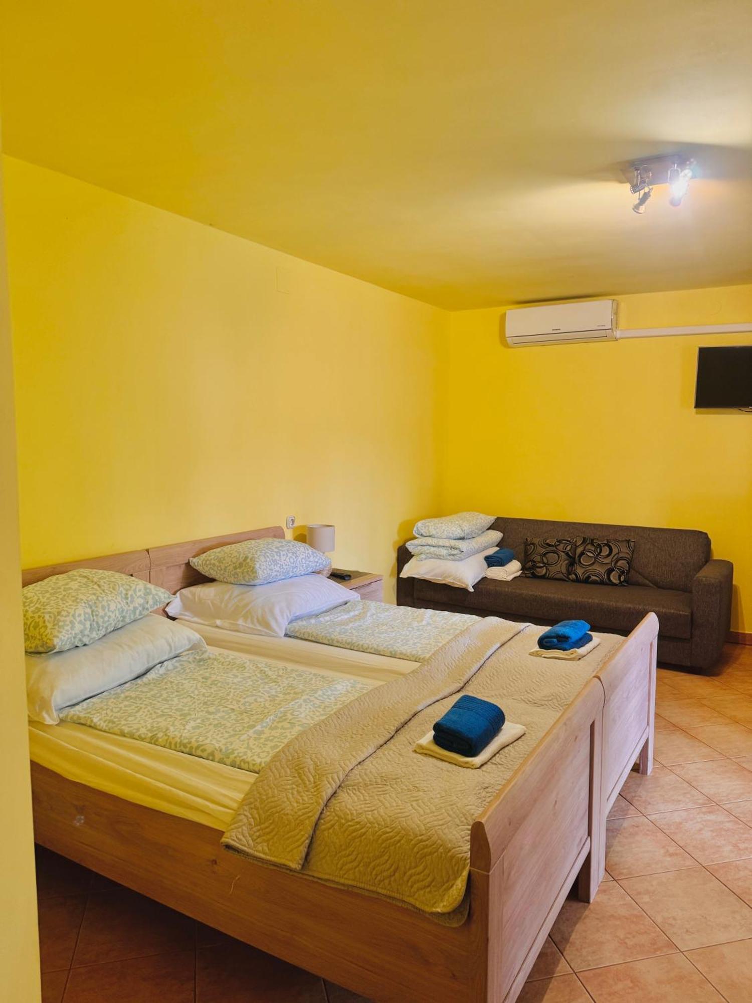 Sailor'S Apartman Siófok Buitenkant foto