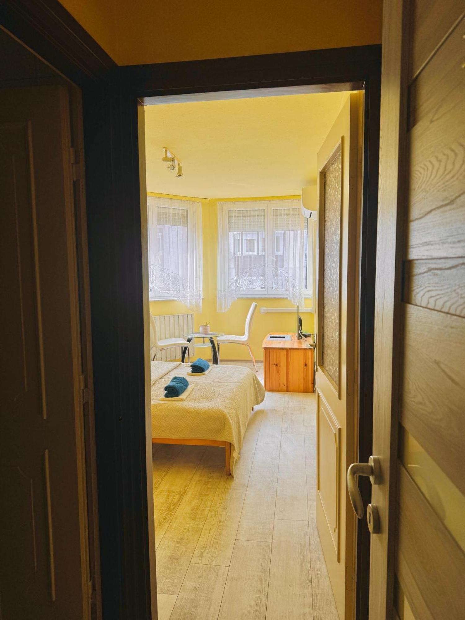 Sailor'S Apartman Siófok Buitenkant foto