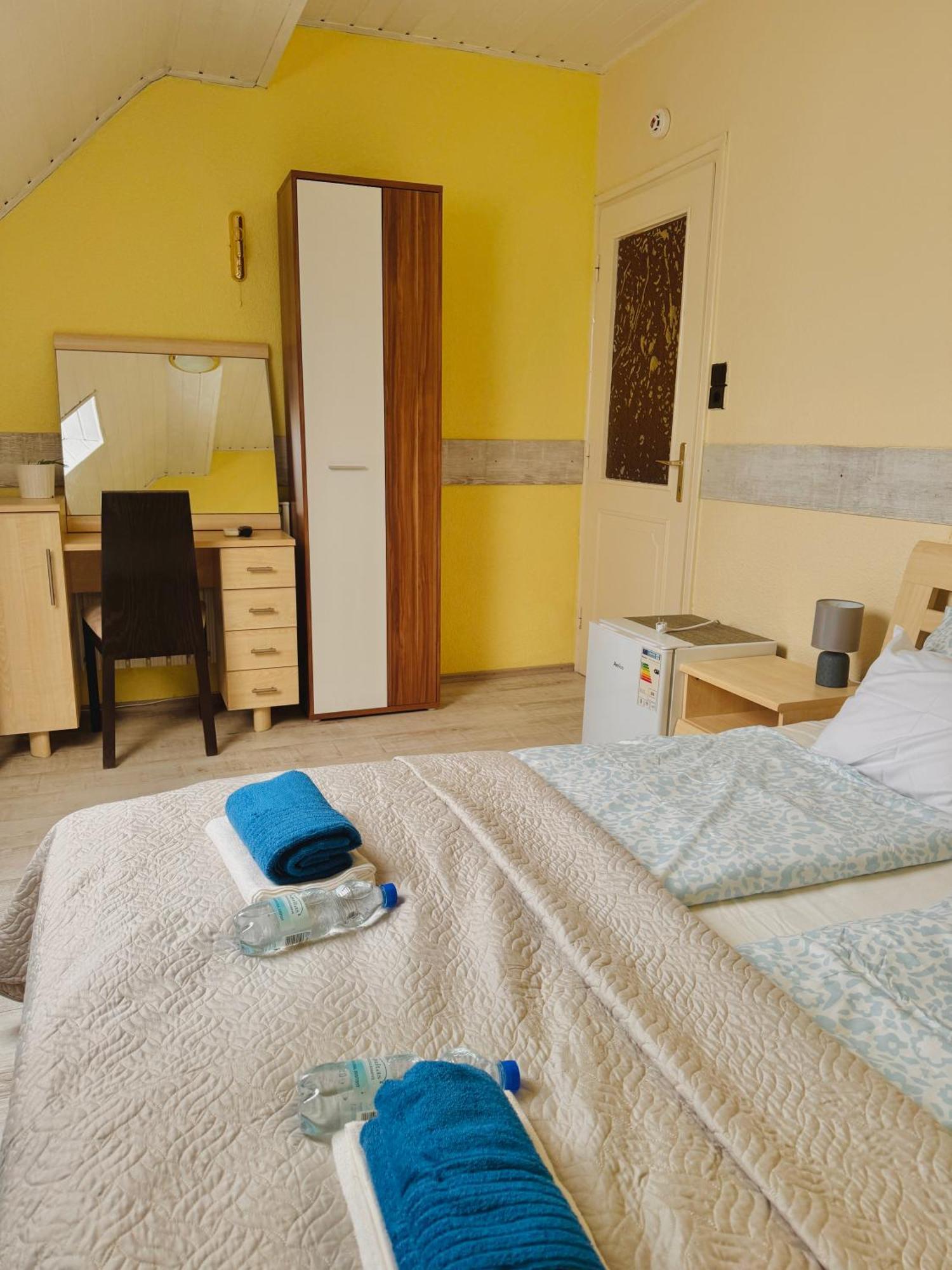 Sailor'S Apartman Siófok Buitenkant foto